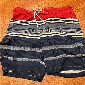 Men’s swim shorts